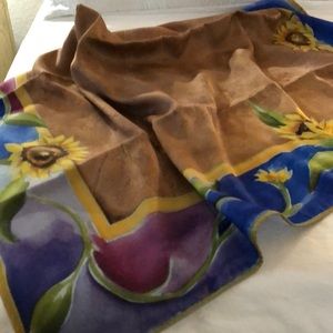 Silk like table cloth. 44”x44”not used